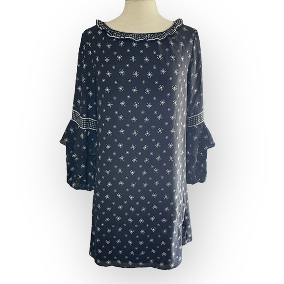 NWT MAX STUDIO Long Ruffle Sleeve Shift Dress, Medium - Picture 2 of 9